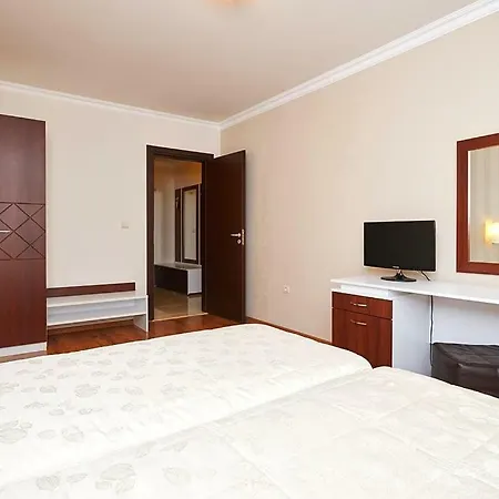 Penelopa Palace & Apart Otel 4*