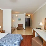 Penelope Palace & Apart-hotel 4*