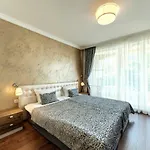 Apart-hotel Penelope Palace & 4*