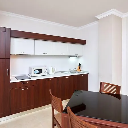 Apartahotel Penelope Palace & Pomorie