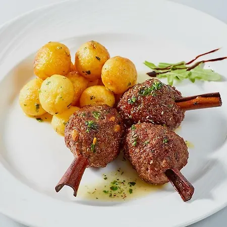 Penelopa Palace & 아파트호텔