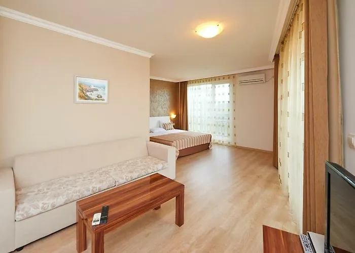 公寓式酒店 佩奈勒巴宫spa公寓式酒店